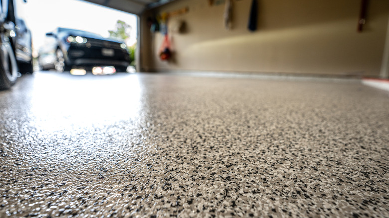 epoxy floor in a garage