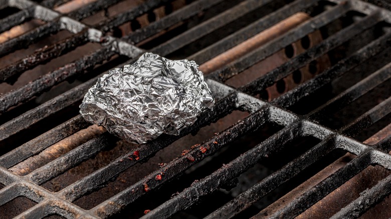 How Aluminum Foil Can Make Cleaning Your Grill Easy