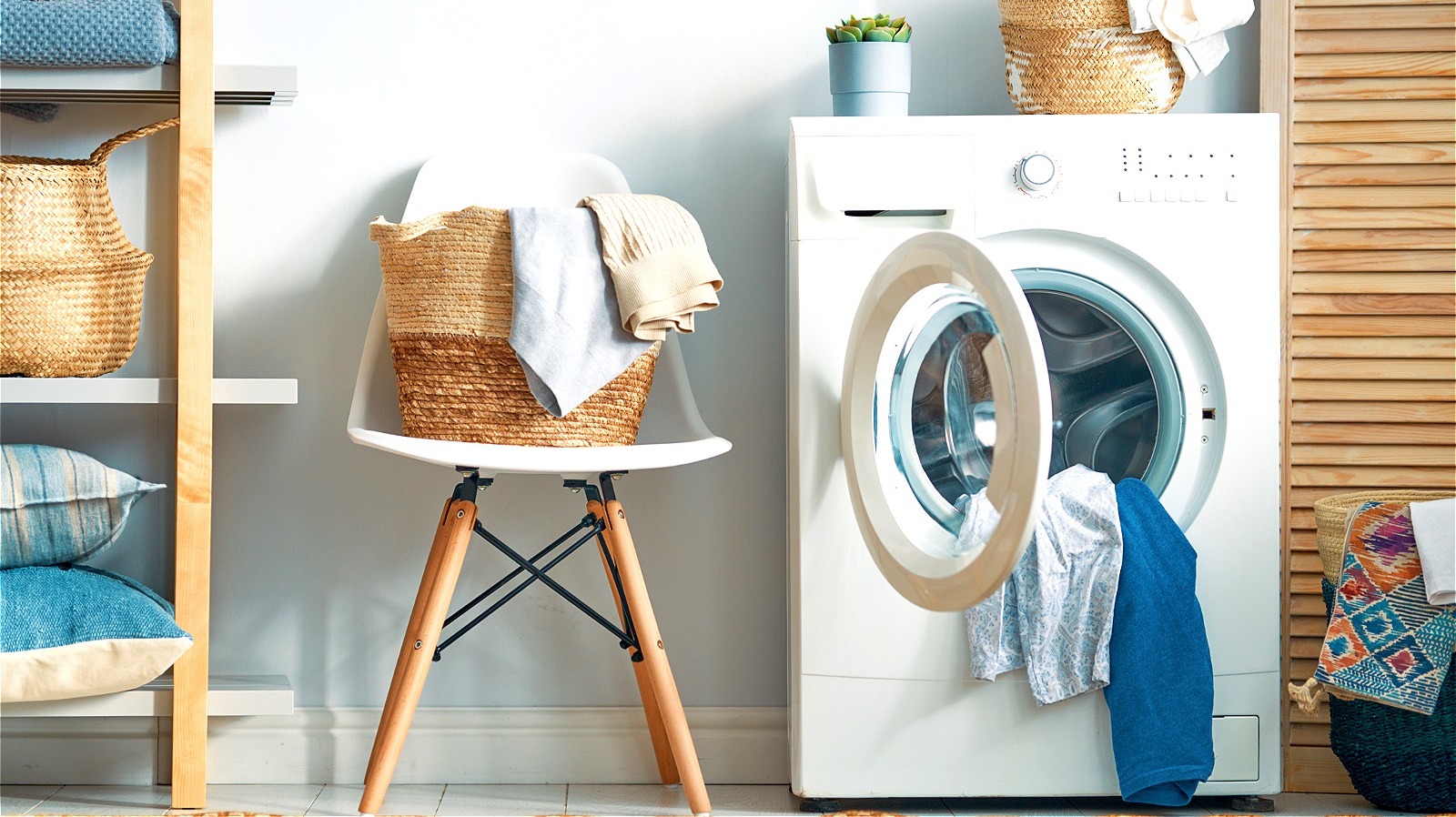 Why an Overloaded Washing Machines Is a Bad Thing