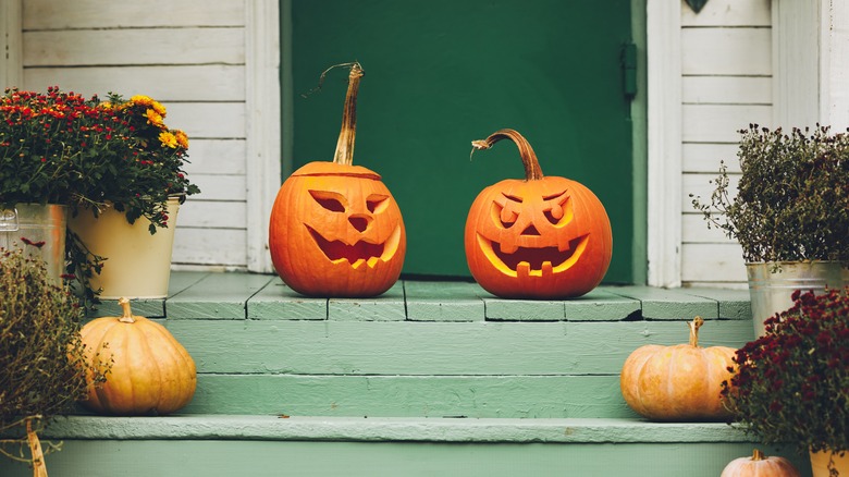 Halloween decorations at front door