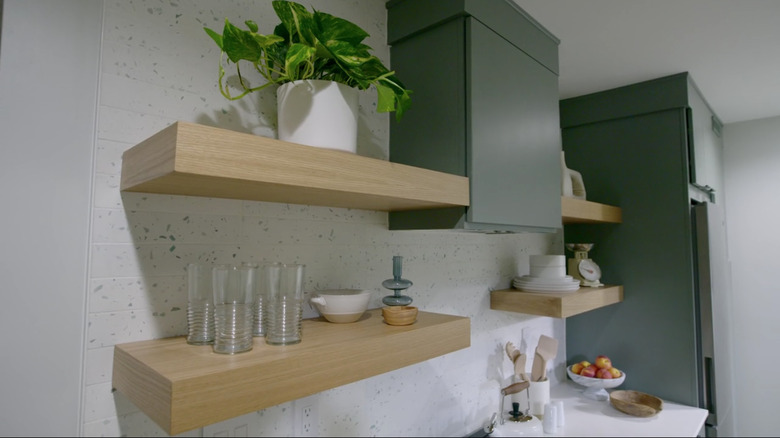 green kitchen 