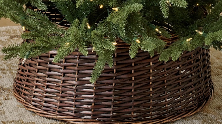 woven tree collar from Magnolia