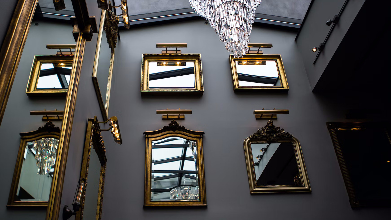 How Many Mirrors Are Too Many In One Room