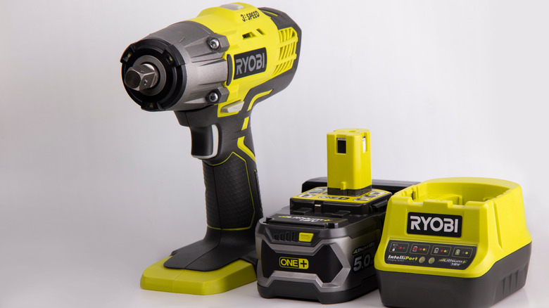 Ryobi drill with battery and charger