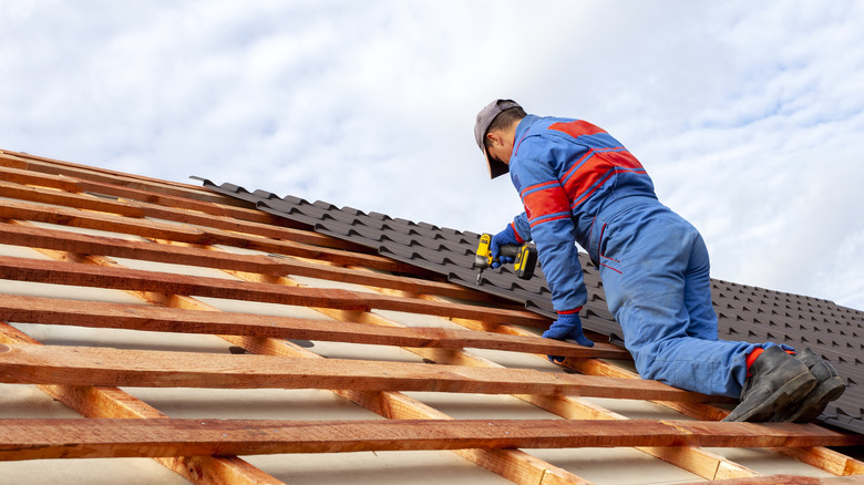 roof being installed