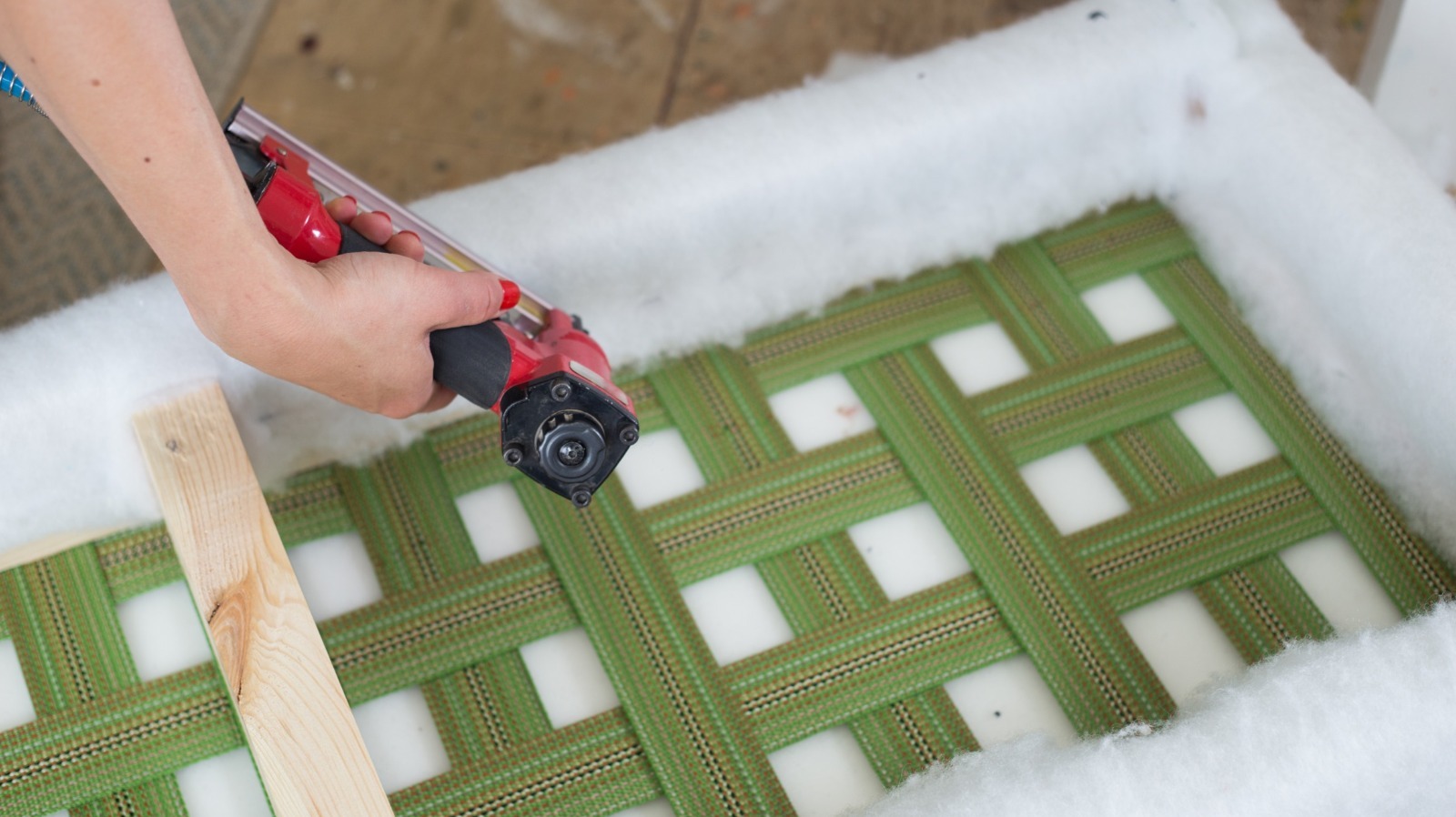 How Much Does It Cost To Reupholster A Couch?