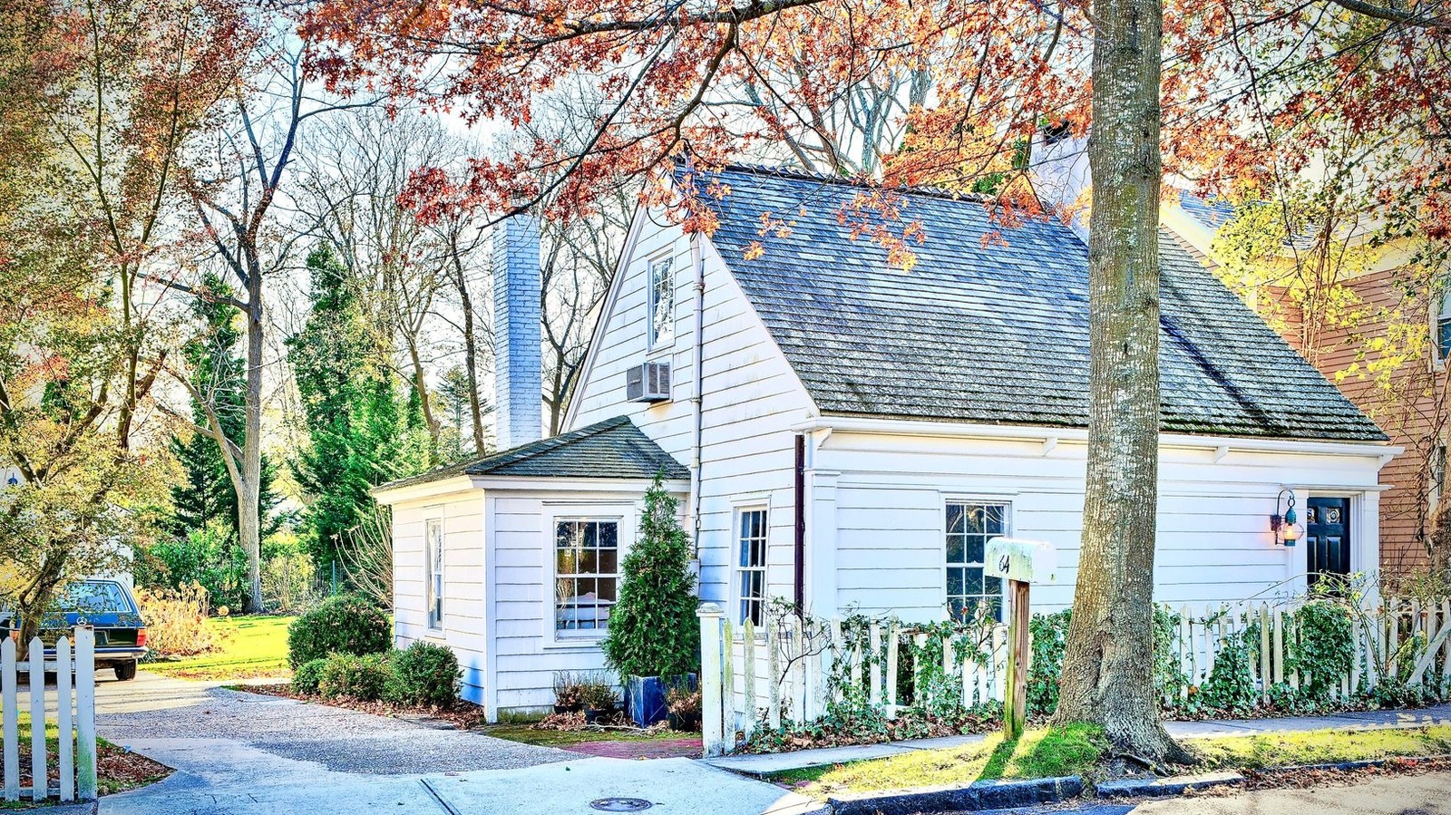 How Much Does It Really Cost To Buy The Oldest Home In The Hamptons?