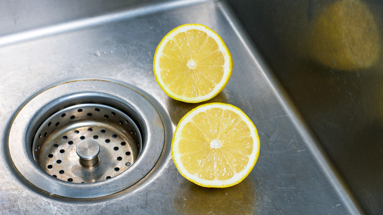 lemons in kitchen sink