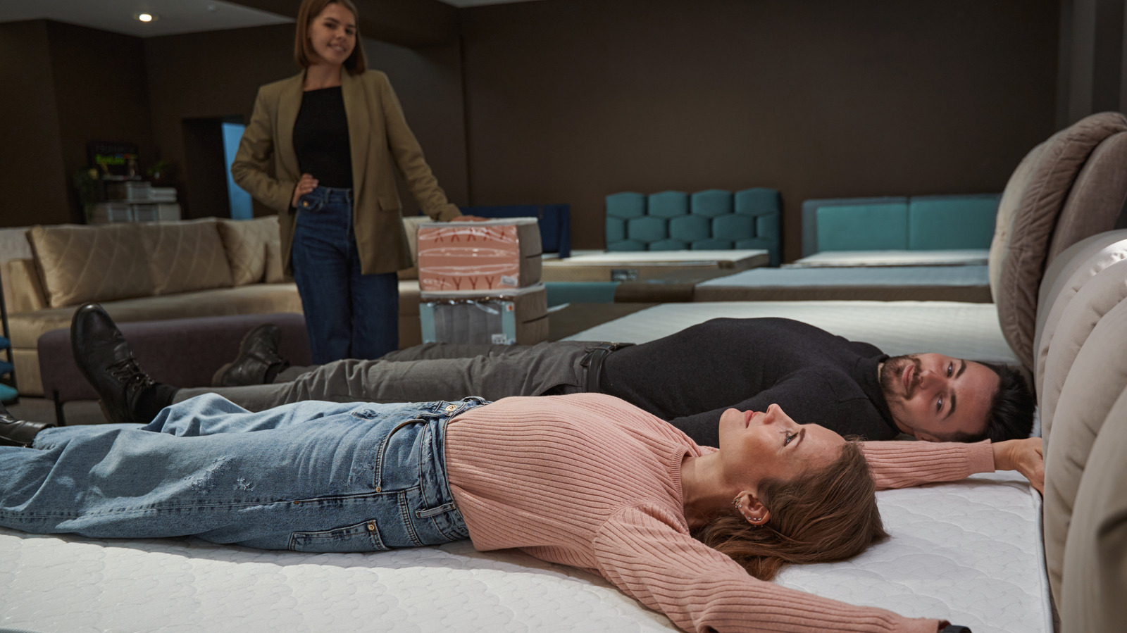 How Much Money You Should Spend On A New Mattress, According To Experts