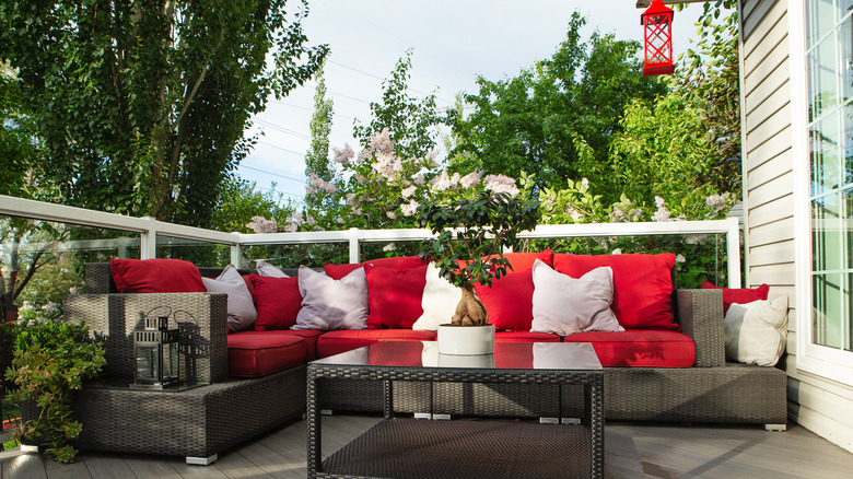 outdoor patio cushions