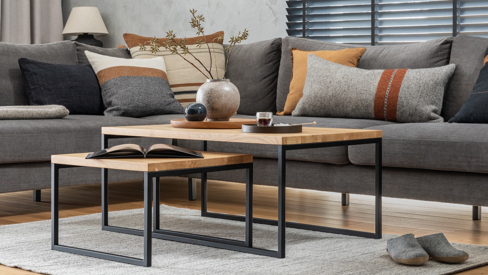 How The Edges Of Your Furniture Could Be Hurting Your Home's Feng Shui