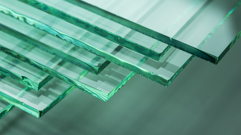 Different sizes and thicknesses of glass panels