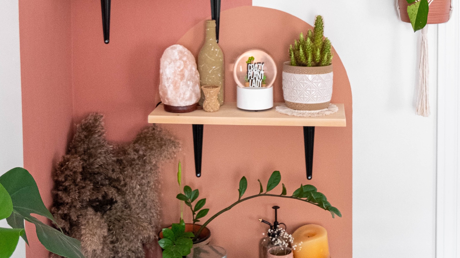 How To Achieve The Arch Wall Paint Trend