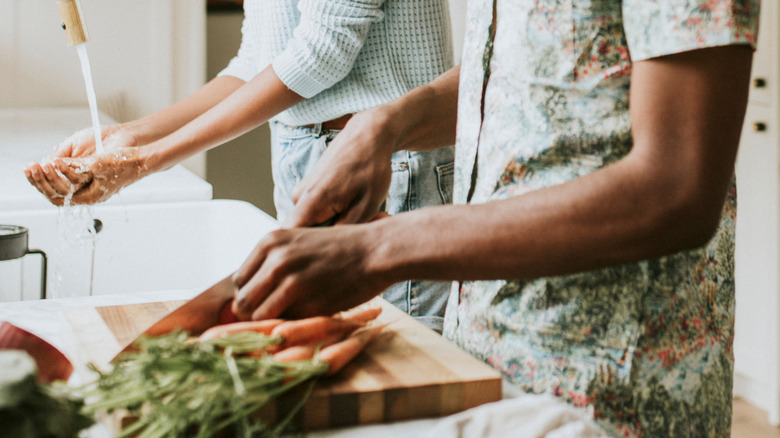 couple preparing food