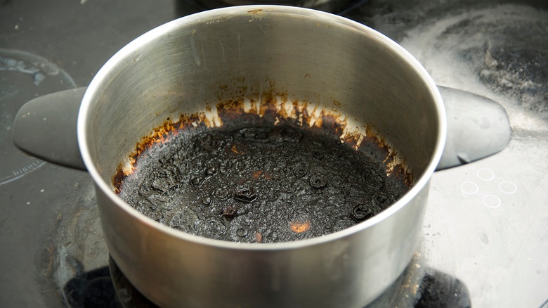 Pot with burnt bottom