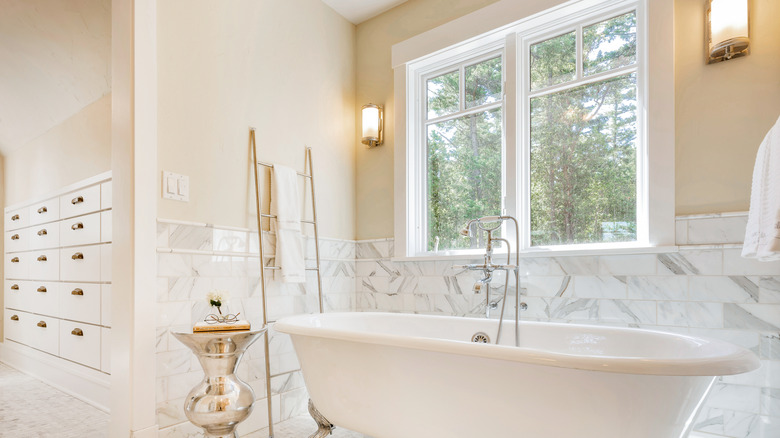 Art deco-style vintage bathroom sconces