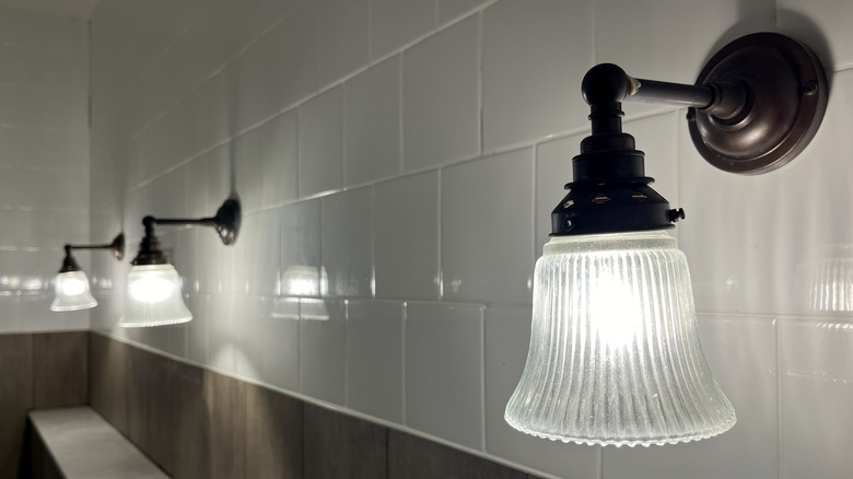 vintage style bathroom lights