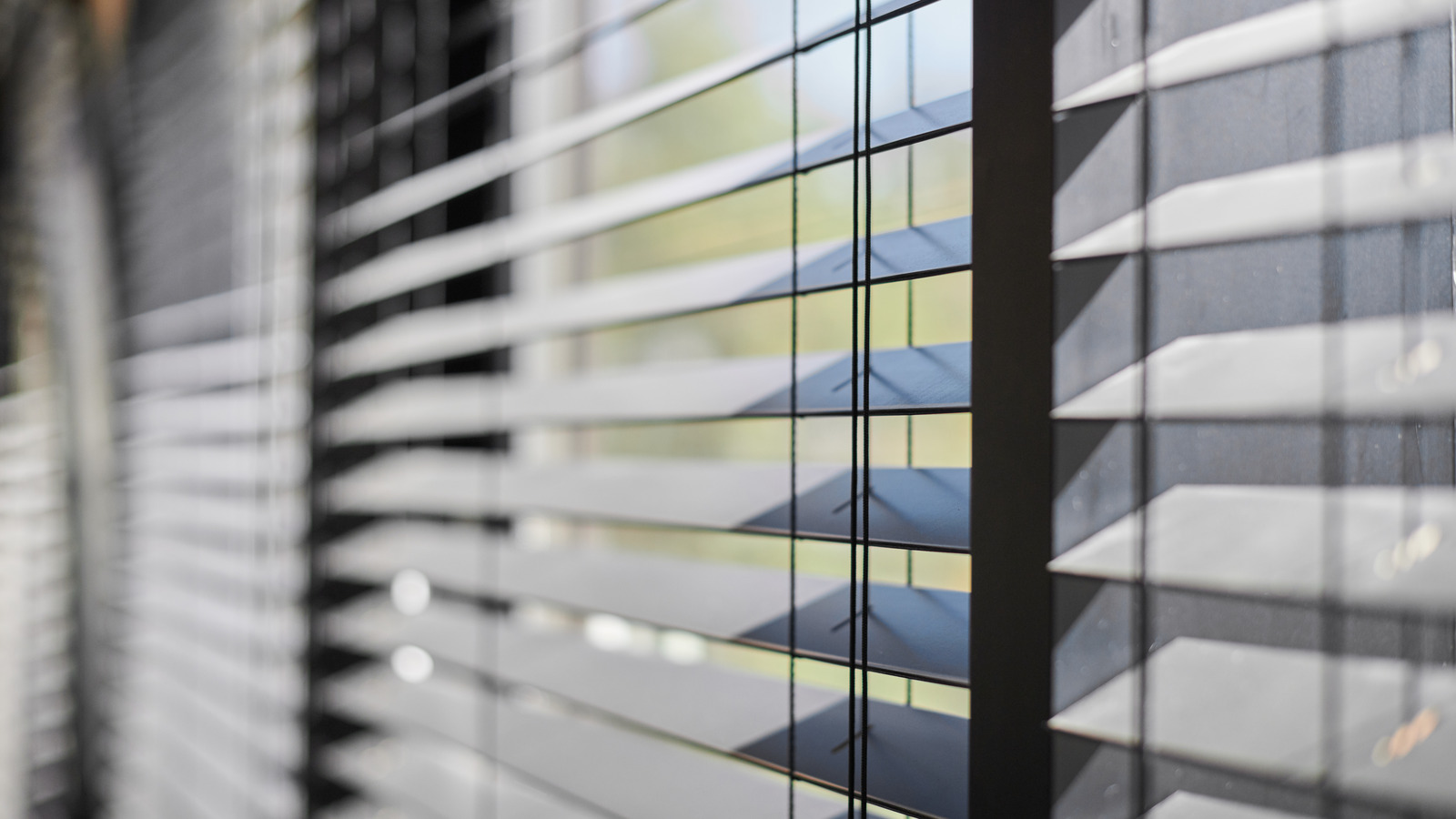 How To Choose The Best Blinds For Your Sunroom