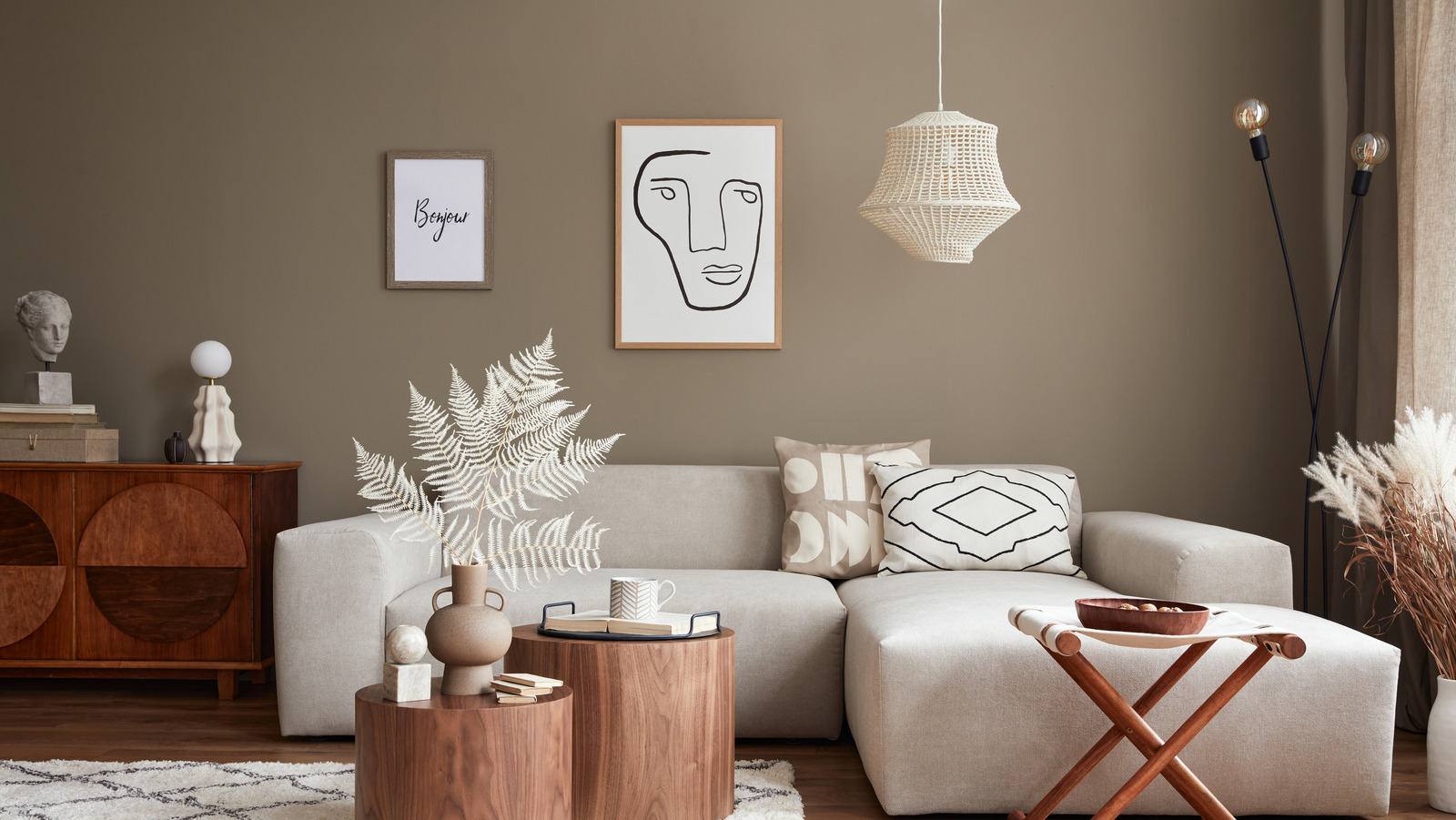check your wall colors when selecting a sofa color