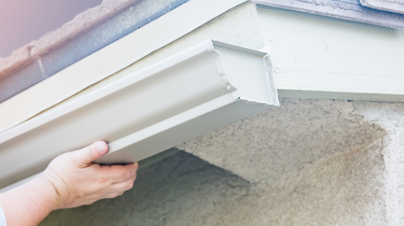 How To Choose The Right Type Of Gutters For Your Home