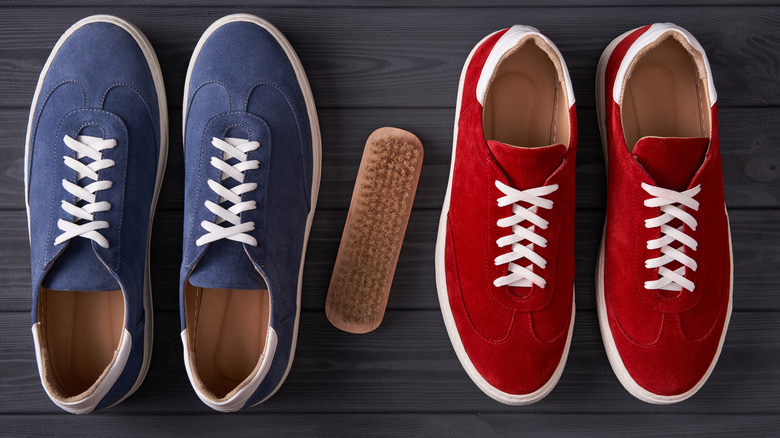 How To Clean Canvas Shoes