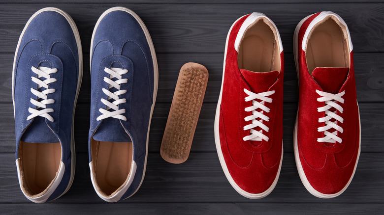 How to Clean Canvas Shoes