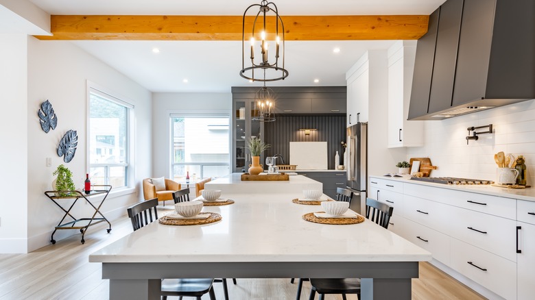 Kitchen with farmhouse elements