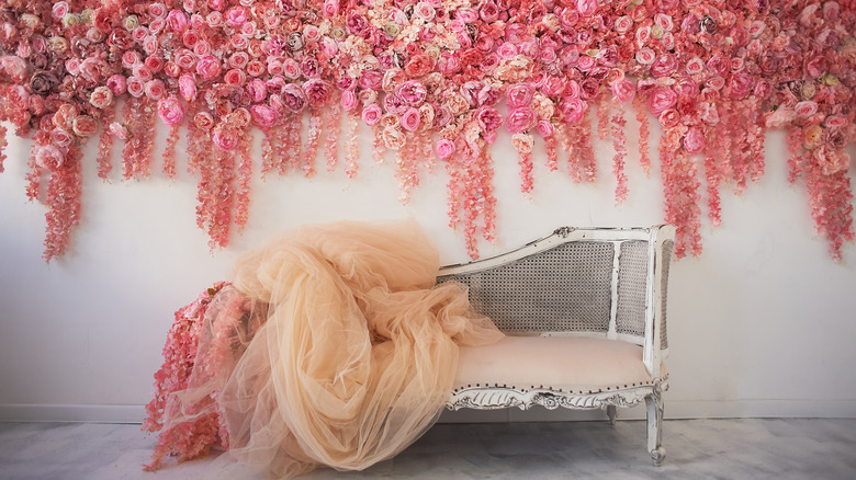vintage daybed with pink flowers