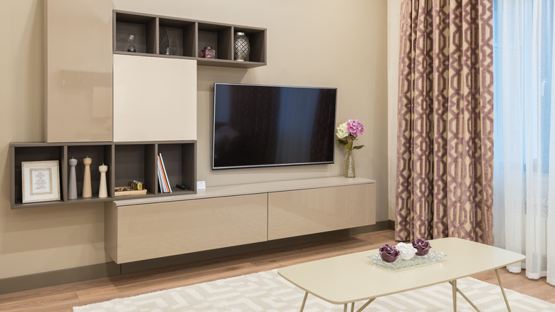 television with bouquet of flowers