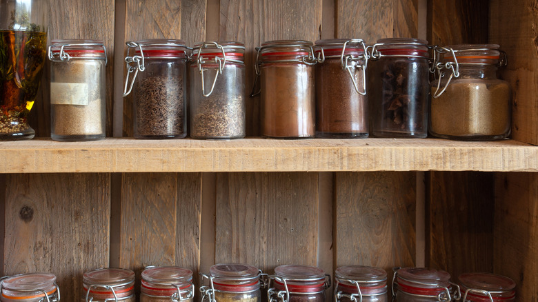wood pallet spice rack