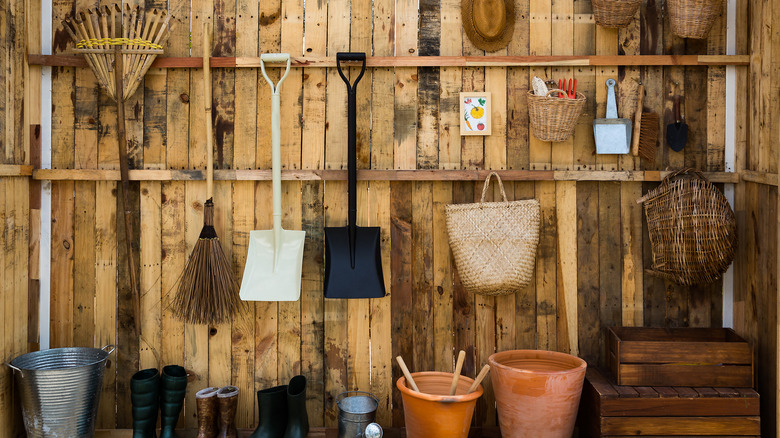 pallet wood for hanging garden tools