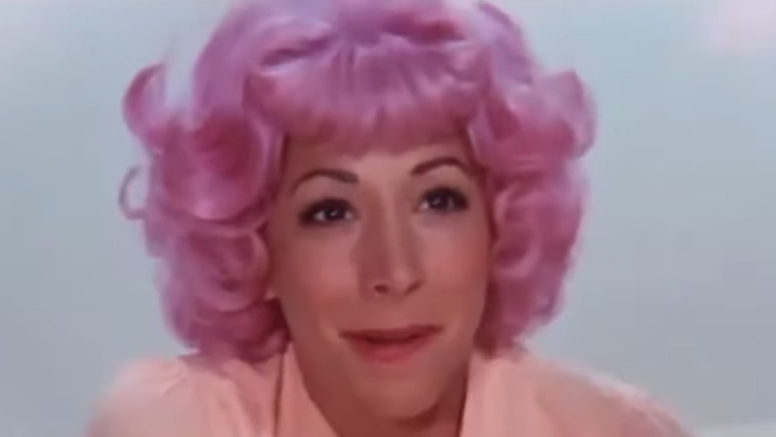 How To Decorate Your Home Like Frenchy's Bedroom In Grease