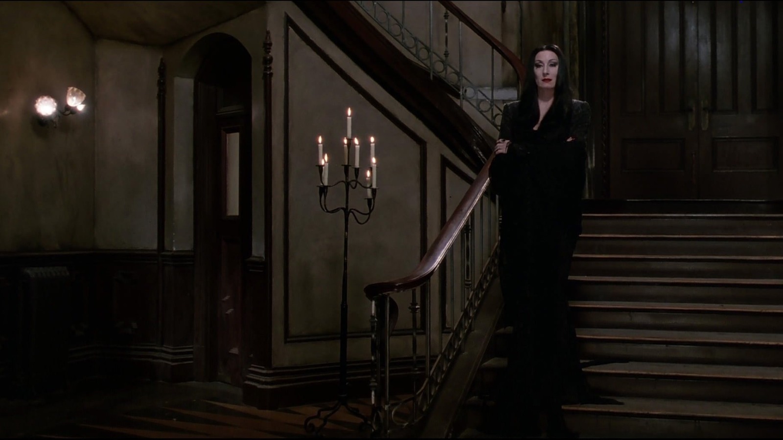 how-to-decorate-your-home-like-the-addams-family