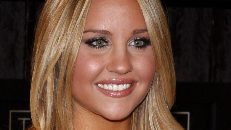 Amanda Bynes on red carpet