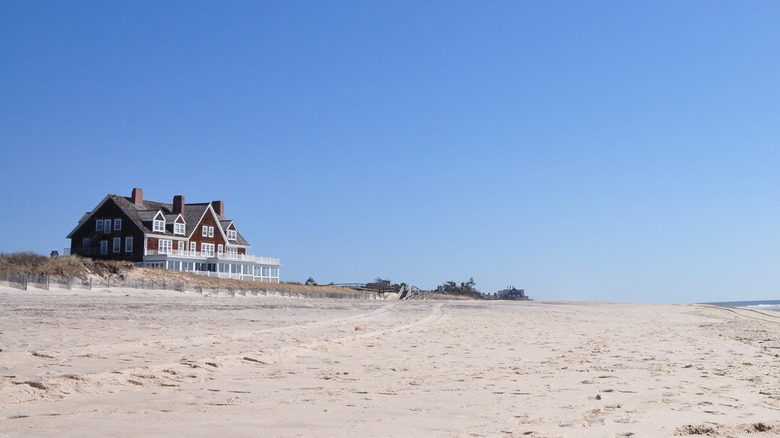 Classic Hamptons landscape