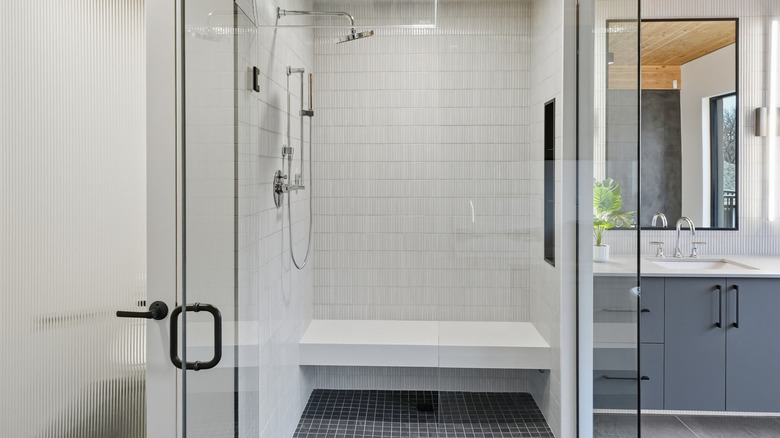 Bathroom with a shower bench