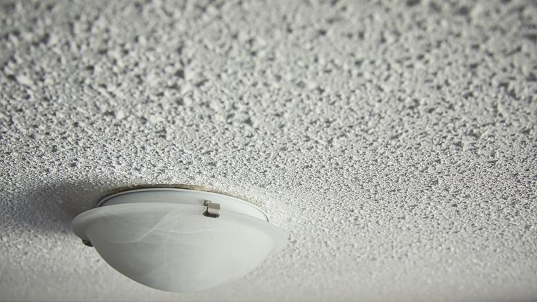 popcorn ceiling