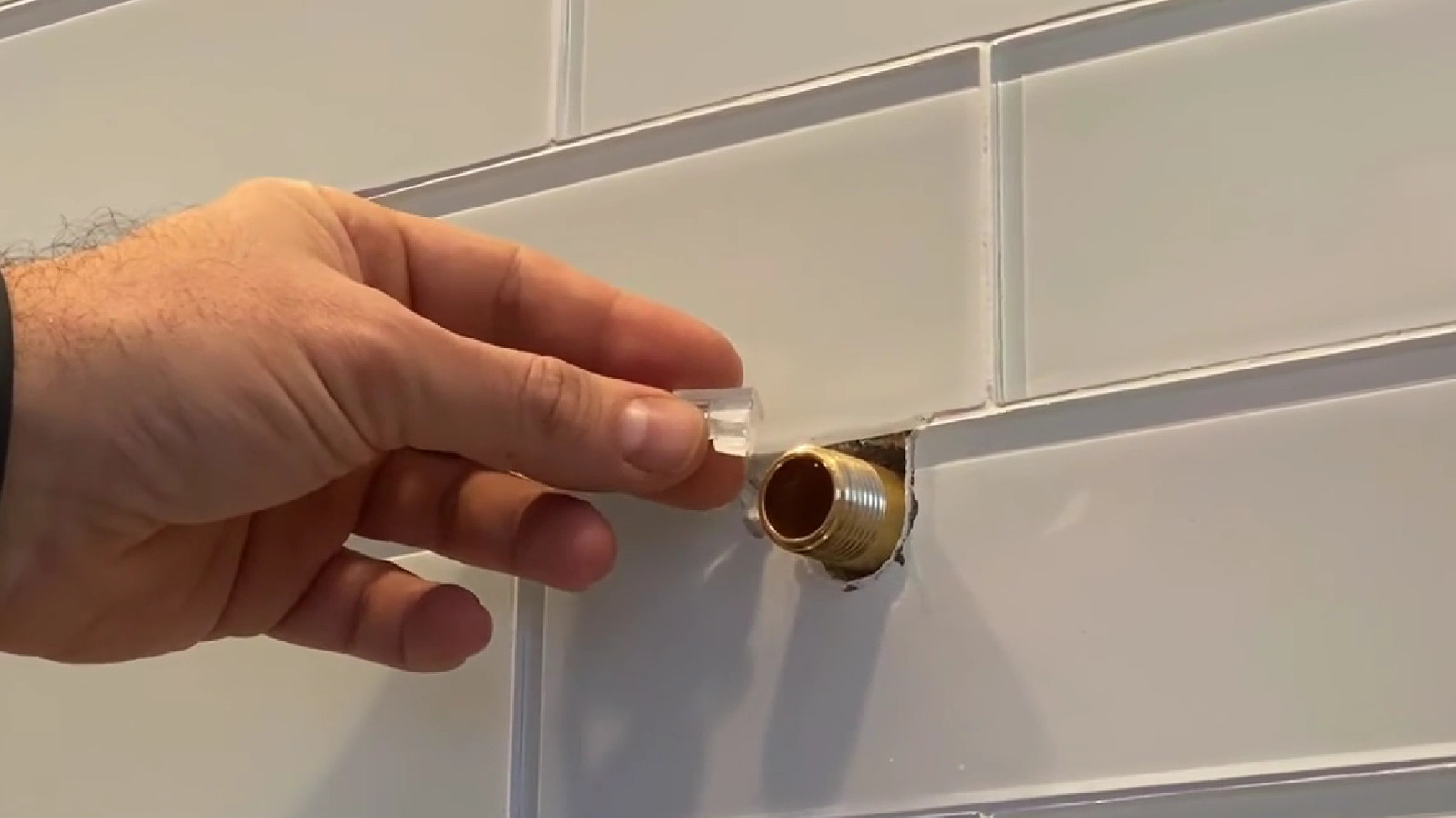 How To Easily Repair A Crack In Your Glass Tiles