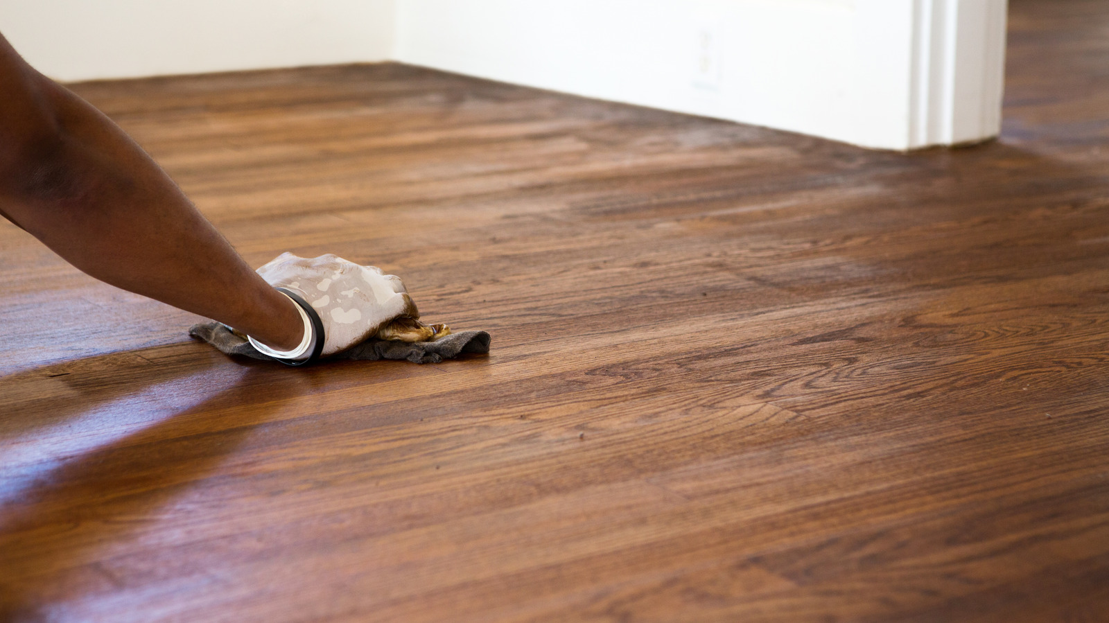 How To Fix A Patchy Finish On Hardwood Floors With Linseed Oil