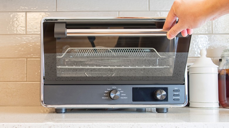 hand opening toaster oven 