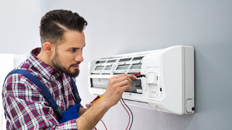 technician testing ac
