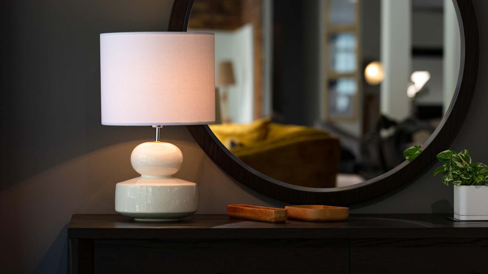 How To Keep Your Lampshades Clean And Dust Free