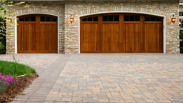 wide stone paver driveway 