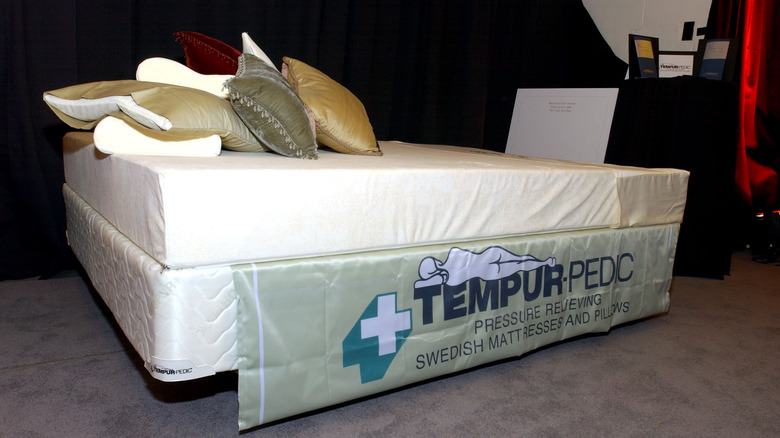 tempur-pedic bed