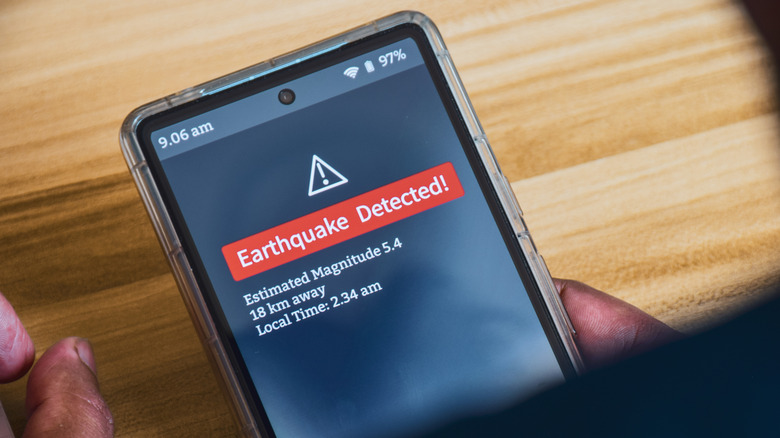 Earthquake alert on phone