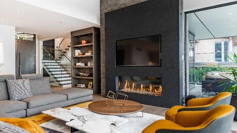 Living room with fireplace
