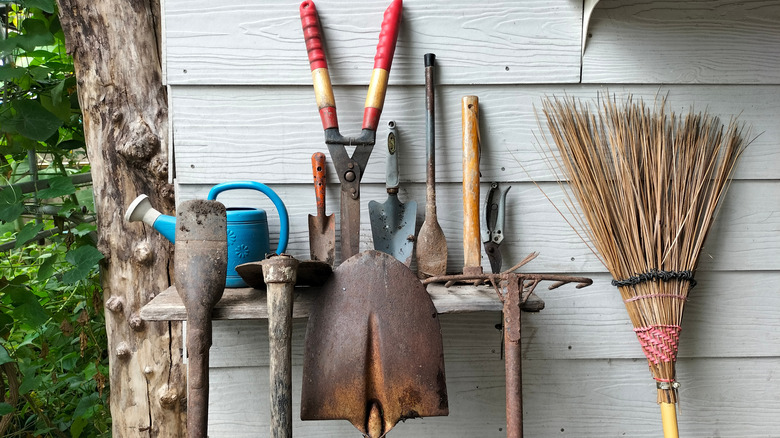 Old garden tools that are ideal for creating a DIY trellis