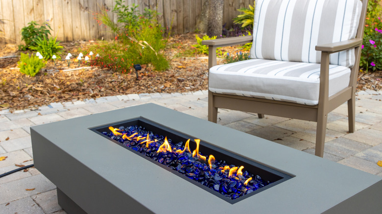 modern outdoor fire place