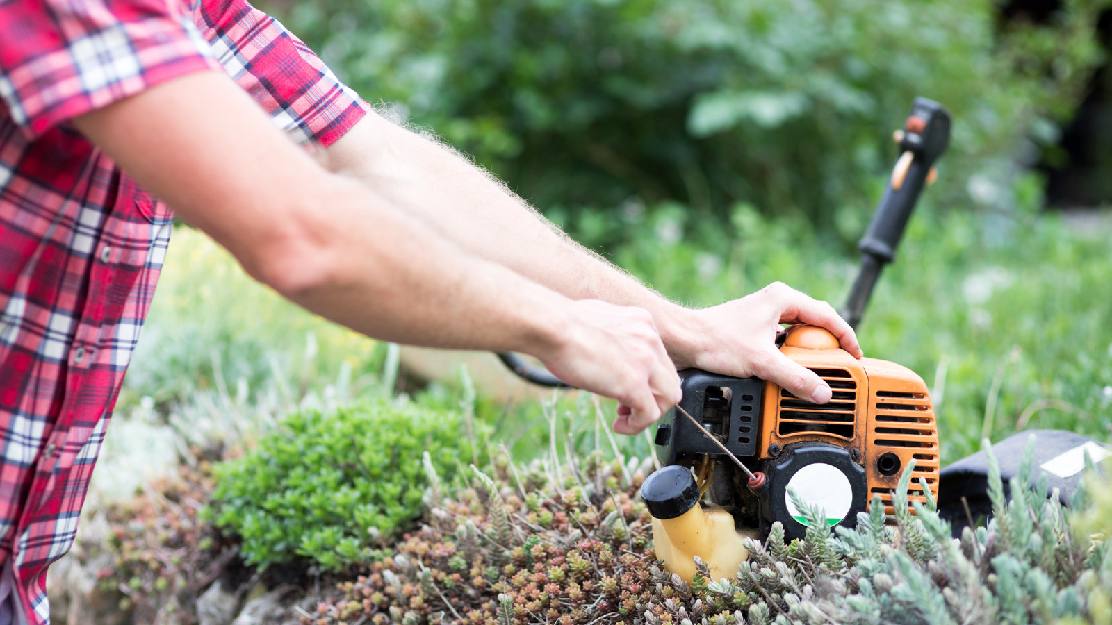 How To Start A Stihl Weed Eater (& Common Mistakes To Avoid Making)