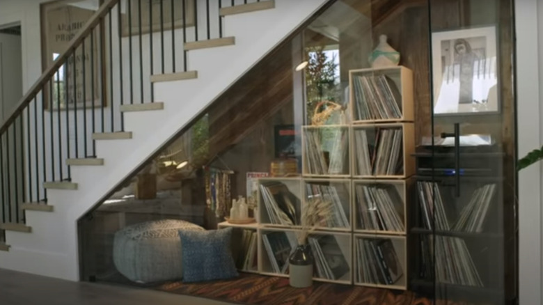 record storage area